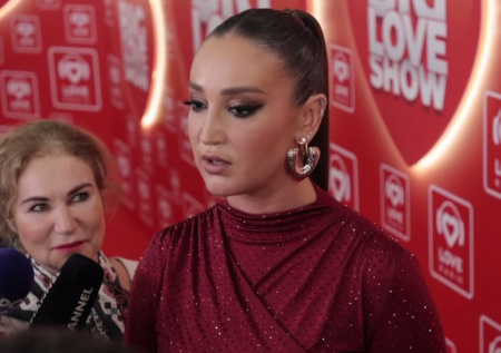 Бузова рассказала о любви с первого взгляда