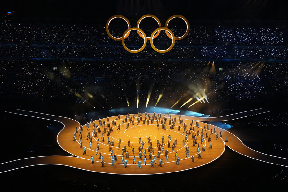 Церемония открытия XXV зимних Олимпийских игр на стадионе «Сан-Сиро» в Милане