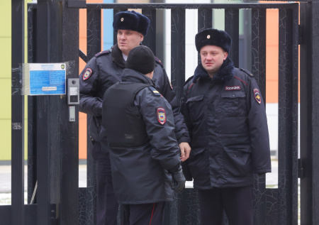 В Сети появились кадры общежития в Уфе после нападения мужчины