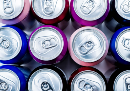 «Никакой пользы нет»: требования к рекламе энергетиков в РФ ужесточатся