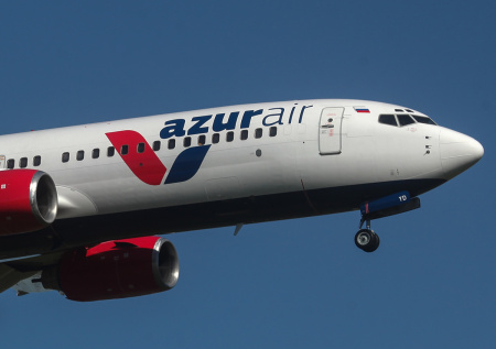 Azur Air перенесла вылеты рейсов из Пхукета в Москву и Владивосток