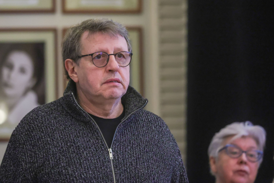 Телеведущий Михаил Ширвиндт на церемонии прощания с заслуженной актрисой РФ Ольгой Чиповской