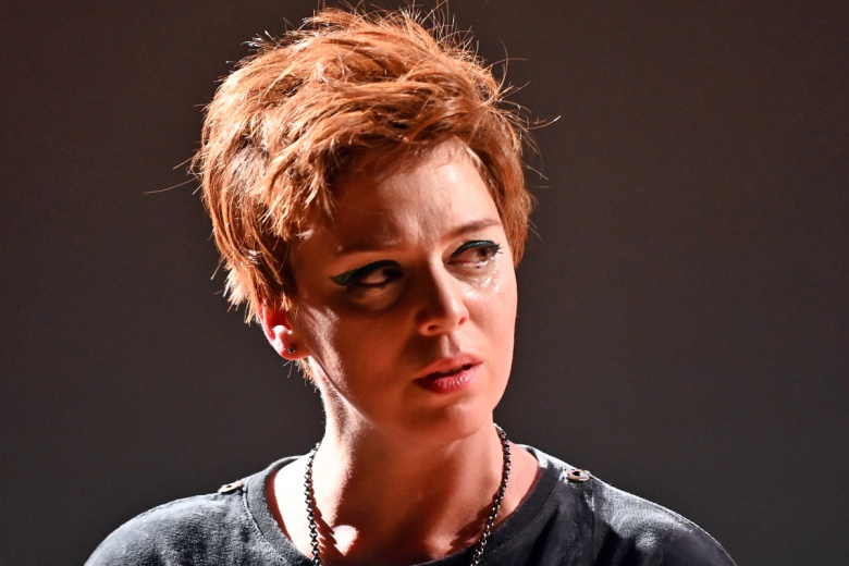 Нелли Уварова