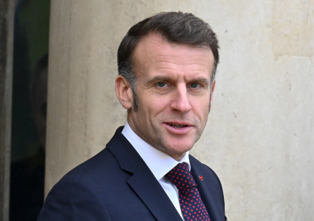 Макрон обратился к системе американского правосудия по делу Эпштейна