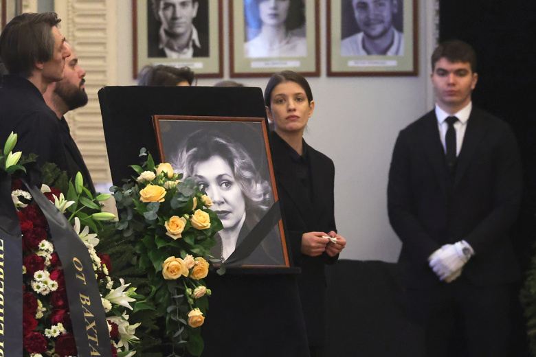 Церемония прощания с заслуженной артисткой России Ольгой Чиповской