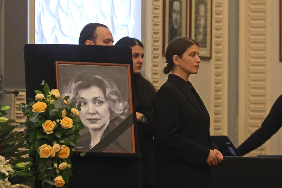 Церемония прощания с заслуженной артисткой России Ольгой Чиповской