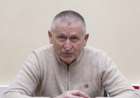 Киллера генерала Алексеева привезли на следственные действия