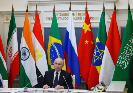 «Не топчемся на месте»: Рябков раскрыл, в каких вопросах БРИКС продвинется