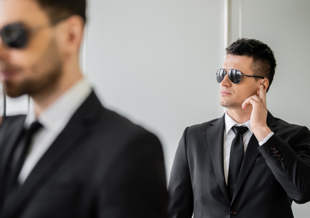 Общественник назвал способ повысить безопасность российских генералов