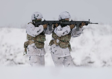 Эвакуация в Белгороде, 1100 БПЛА, обстрел ЗАЭС: ВСУ атакуют РФ 9 февраля
