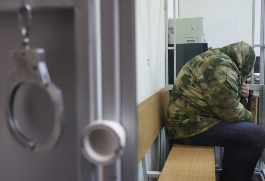 Петр Жилкин в здании суда