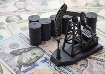 Энергетик объяснил, почему США снижают добычу сланцевой нефти