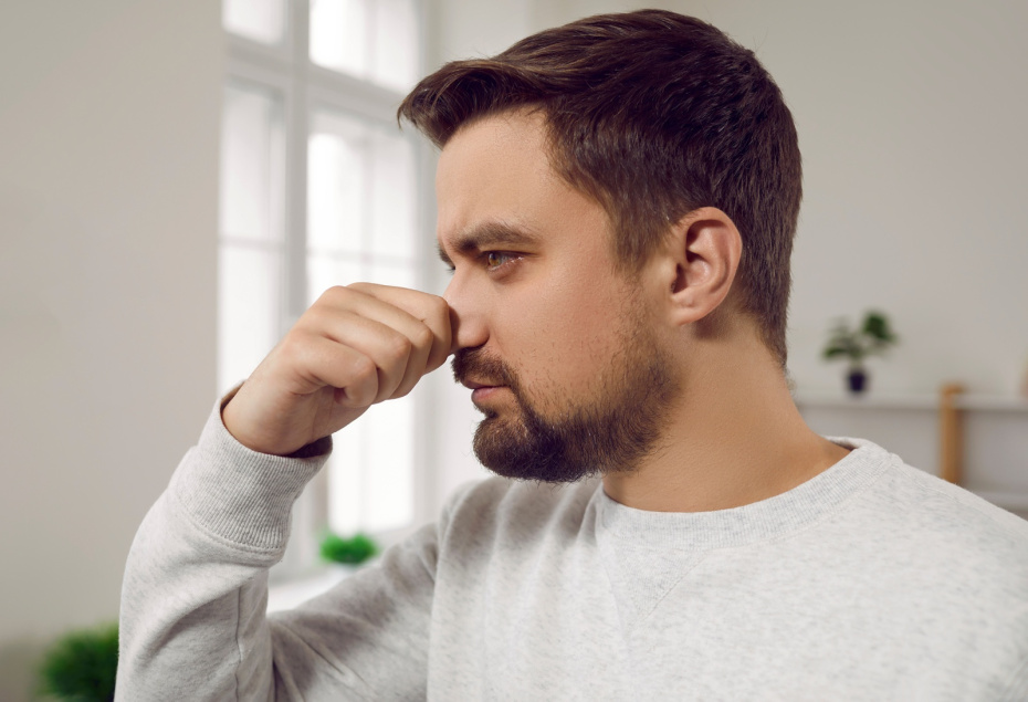 О чем говорят запахи тела: сигналы, которые нельзя игнорировать