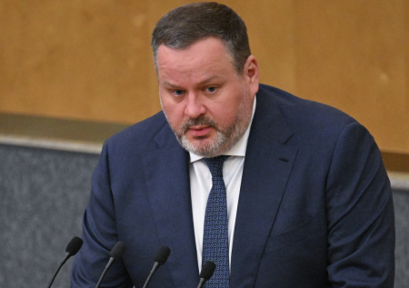 Котяков призвал работодателей оказать поддержку семьям с детьми