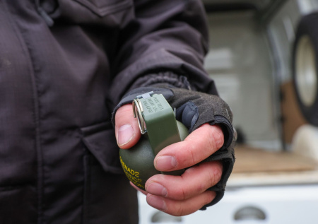 Появились кадры обстрела силовиков в кафе Мариуполя