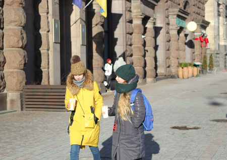 В Киеве родителей запугивают принудительной эвакуацией детей