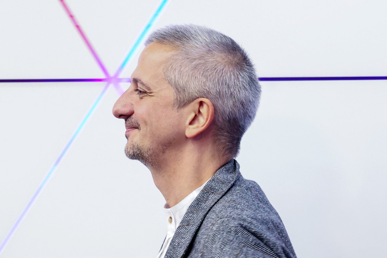 Константин Богомолов