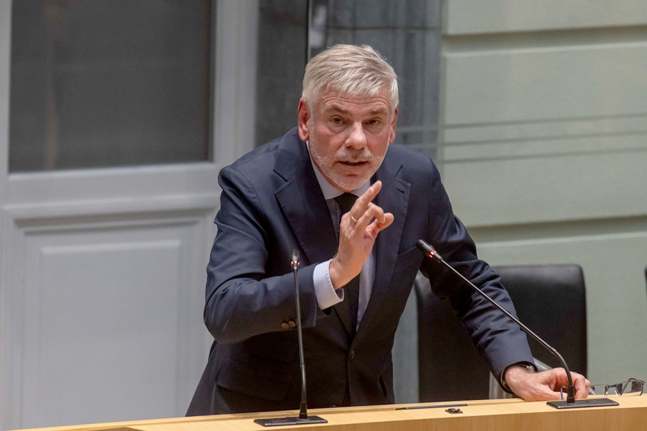 Филипп Девинтер