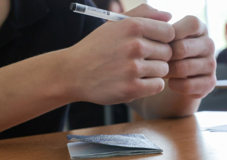 Треть мигрантов провалила первую попытку сдать экзамен по русскому языку