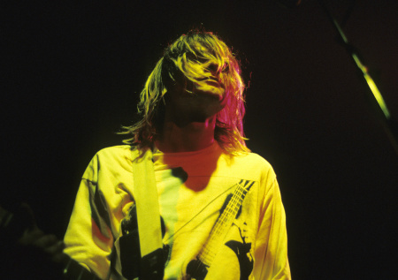 Судмедэксперты усомнились в версии самоубийства Курта Кобейна