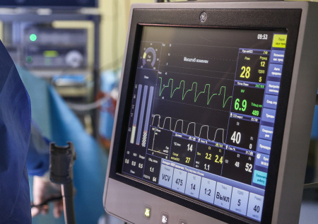 Жену Назарбаева пришлось подключить к ИВЛ