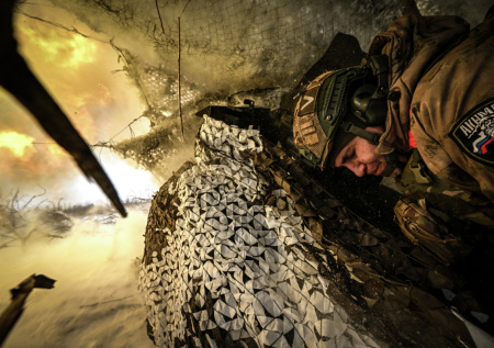 Смерть на похоронах, удары по двум АЭС, 300 БПЛА: ВСУ атакуют РФ 11 февраля