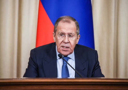 «Ни пяди земли»: Лавров раскрыл Зеленскому глаза на правду о Донбассе