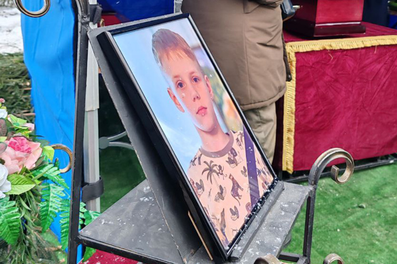 Прощание с девятилетним мальчиком Пашей Тифитулиным в Санкт-Петербурге