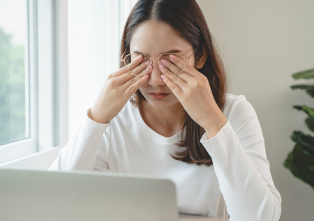 Офтальмолог раскрыл неожиданный фактор синдрома сухого глаза