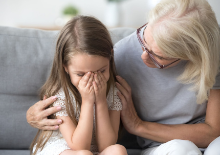 Родителям объяснили, почему детям нельзя замалчивать горе от утраты питомца