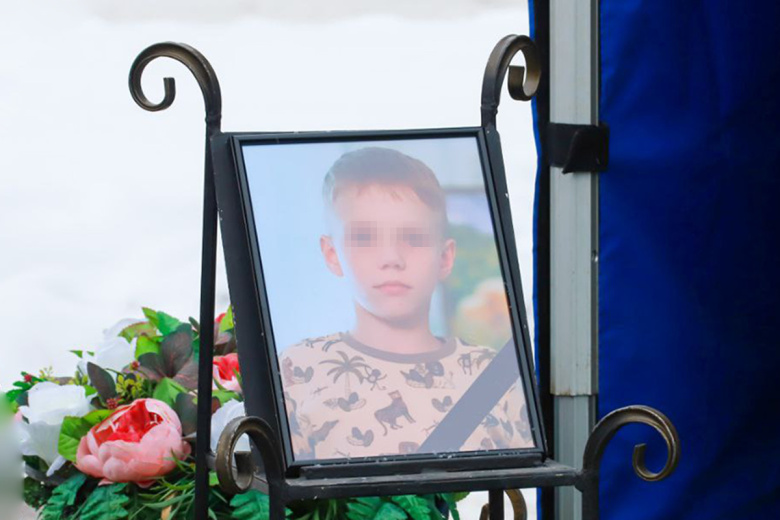 Прощание с девятилетним мальчиком Пашей в Санкт-Петербурге