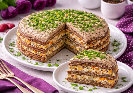 Если приготовите так, за него будут драться: печёночный торт — масса пользы и вкус просто божественный