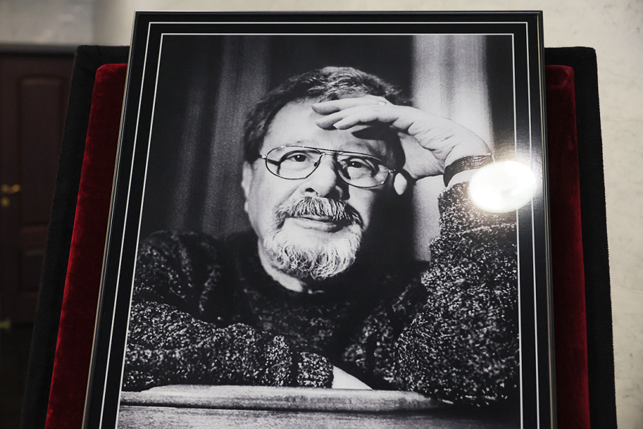 Церемония прощания с заслуженным юристом России Генрихом Падвой в Москве