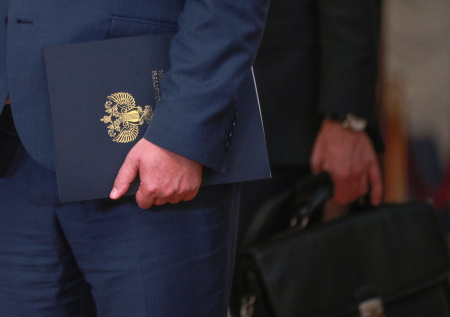 В Госдуме ответили на слова Грефа о «нищенских» зарплатах чиновников