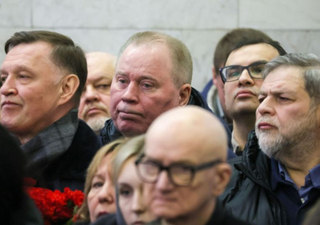 «Всю жизнь ношу с собой»: коллега Падвы поблагодарил его за переданный опыт