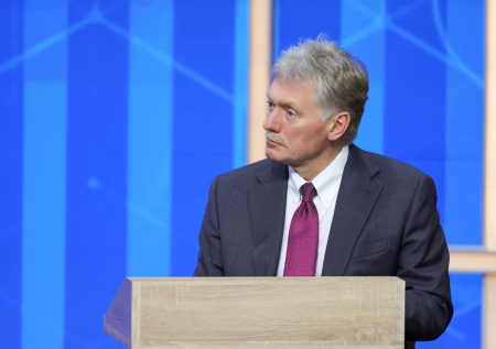 «Товарооборота нет»: Песков высказался о возможных пошлинах США из-за Кубы