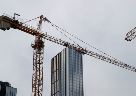 Эксперт по недвижимости рассказал, как россияне выбирают застройщика