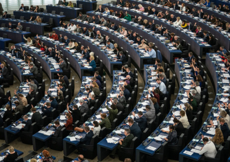 В ЕС назвали нарушением повторное включение физлица в санкционный список