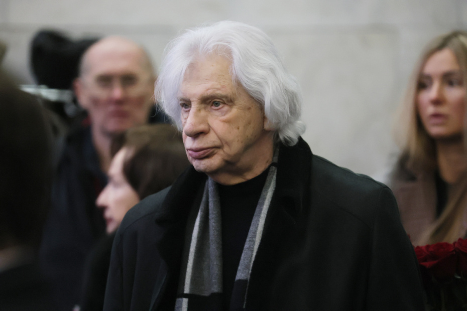 Адвокат Генри Резник на церемонии прощания с заслуженным юристом России Генрихом Падвой в Москве