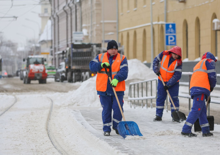 Москвичам рассказали, когда растает снег