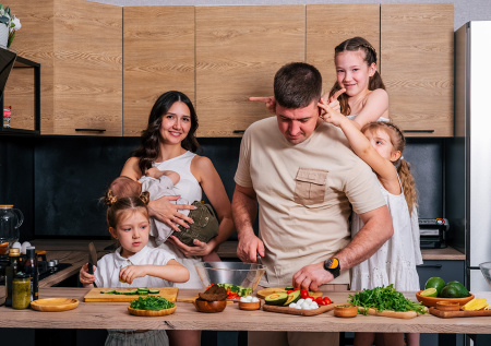 Льготы для многодетных, молодых матерей и матерей-одиночек в 2026 году