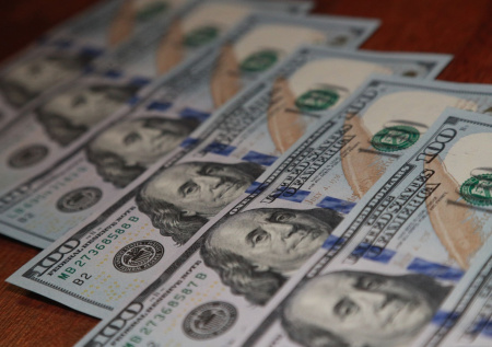 Песков раскрыл, когда все вернутся к использованию доллара