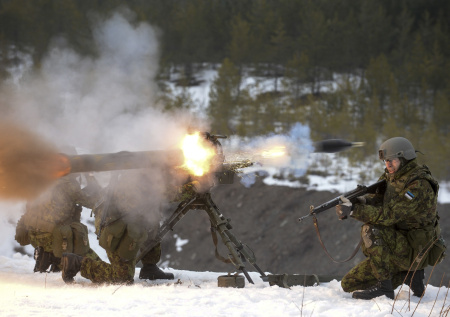 «Мы в жопе»: командир НАТО жестко оценил учения в Эстонии