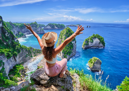 Посол раскрыл число проживающих на Бали россиян