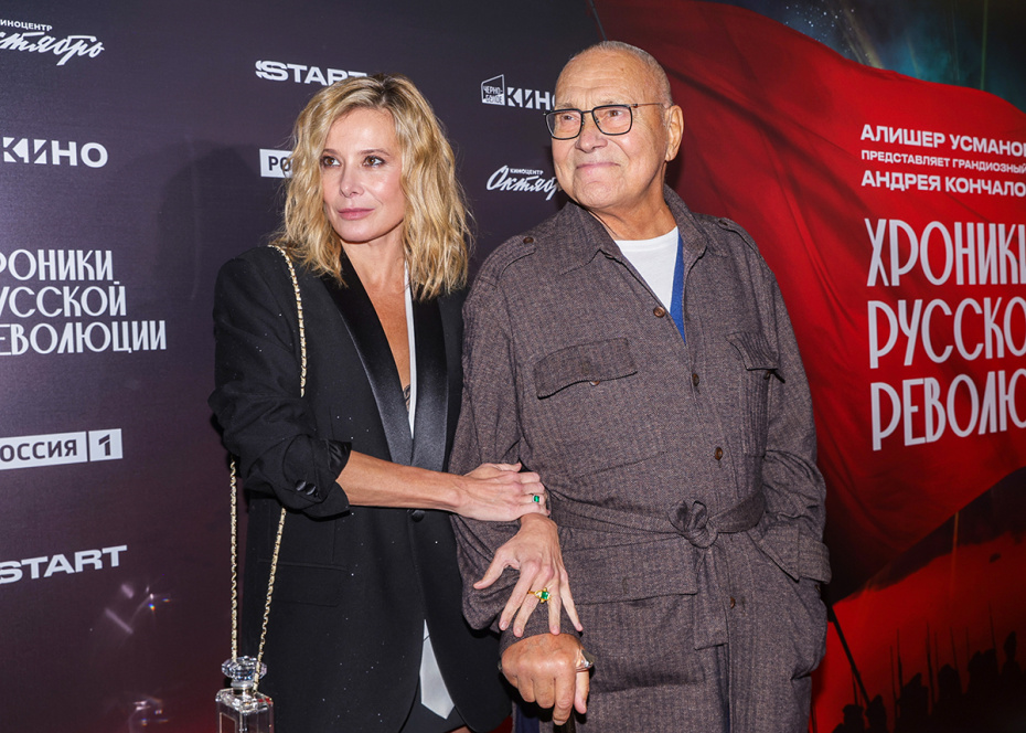 Андрей Кончаловский и его жена, актриса Юлия Высоцкая