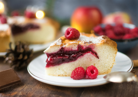 Пирог без весов, без замеса и без пропитки — измерили ингредиенты стаканом, смешали и запекли