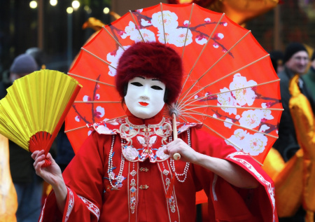 Красный дракон «накроет» Москву: фото с празднования китайского Нового года