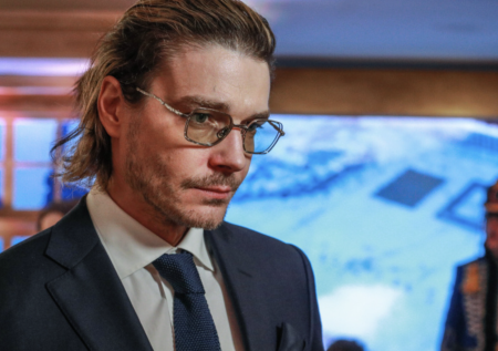 Восхищение на Западе, романы, мнение об СВО: как живет актер Максим Матвеев