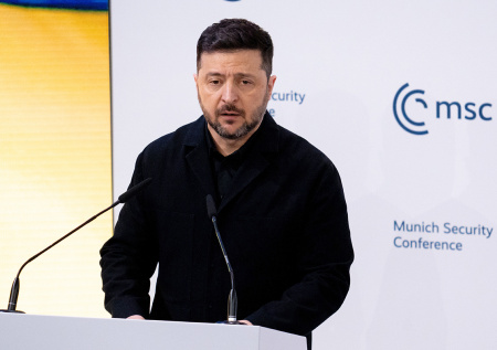 «Просроченный обмылок»: Володин указал на расстройство психики Зеленского