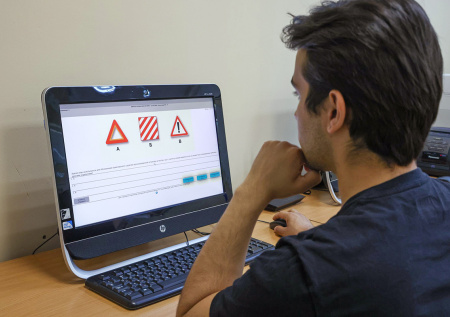 Будущим водителям хотят ужесточить экзамены